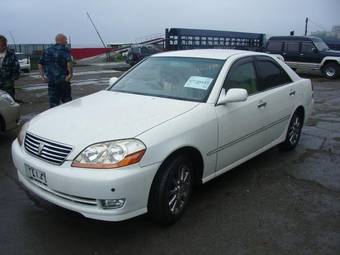 2003 Toyota Mark II Pictures