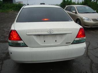 2003 Toyota Mark II Photos