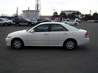 2003 Toyota Mark II Pics