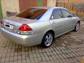 2003 Toyota Mark II Images