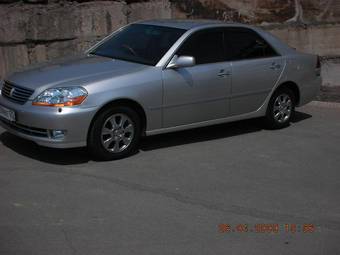 2003 Toyota Mark II Photos