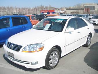 2003 Toyota Mark II Photos