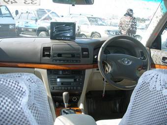 2003 Toyota Mark II Pictures