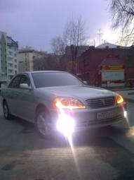 2003 Toyota Mark II Pictures