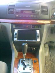 2003 Toyota Mark II Photos