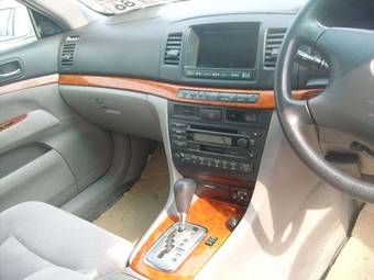 2003 Toyota Mark II Pictures