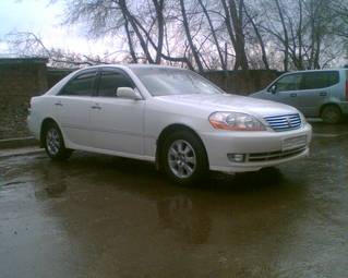 2003 Toyota Mark II Pictures