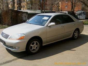 2003 Toyota Mark II Photos