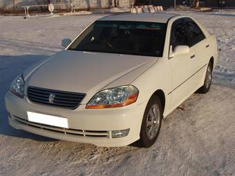 2003 Toyota Mark II Photos