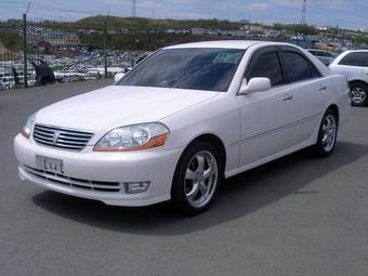 2003 Toyota Mark II Pictures