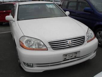 2003 Toyota Mark II Photos