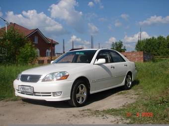 2003 Toyota Mark II Images