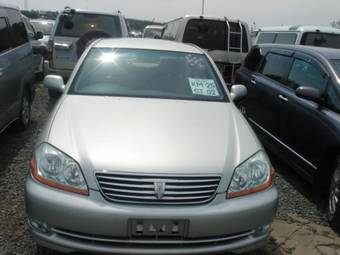 2003 Toyota Mark II Photos