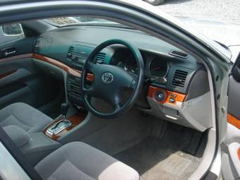 2003 Toyota Mark II Pictures