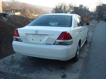 2003 Toyota Mark II Photos