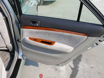 2003 Toyota Mark II Pictures