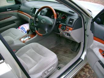 2003 Toyota Mark II Pictures
