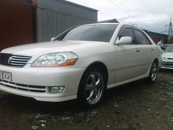 2003 Toyota Mark II Photos