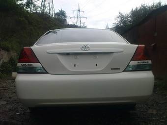 2003 Toyota Mark II Photos