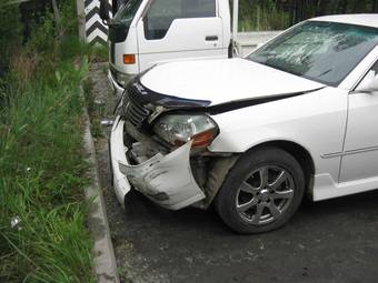 2003 Toyota Mark II Photos