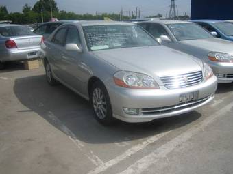 2003 Toyota Mark II Photos