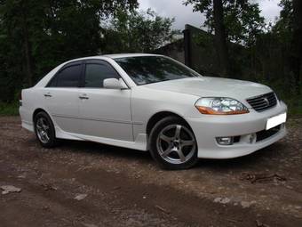 2003 Toyota Mark II Photos