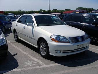 2003 Toyota Mark II Photos