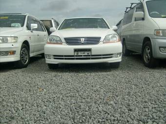 2003 Toyota Mark II Photos