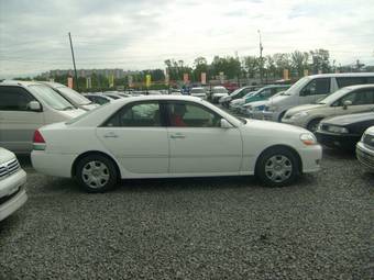 2003 Toyota Mark II Photos