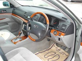 2003 Toyota Mark II Photos