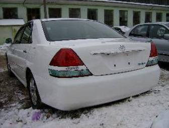 2003 Toyota Mark II Pictures