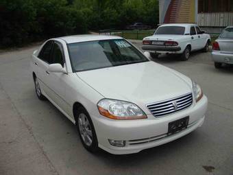 2003 Toyota Mark II Photos