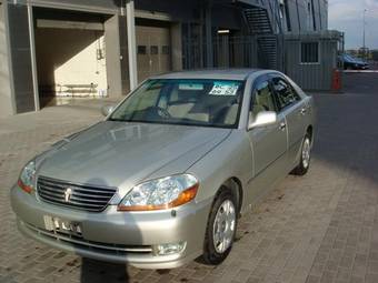 2003 Toyota Mark II Photos