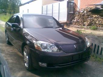 2003 Toyota Mark II Photos