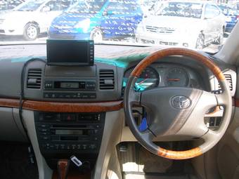 2003 Toyota Mark II Photos