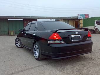 2003 Toyota Mark II Photos