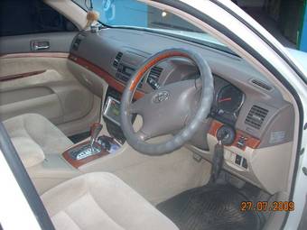 2003 Toyota Mark II Photos