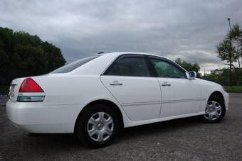 2003 Toyota Mark II Photos