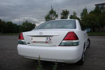 2003 Toyota Mark II Photos