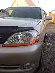 2003 Toyota Mark II Photos