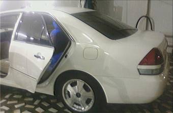 2003 Toyota Mark II Pictures