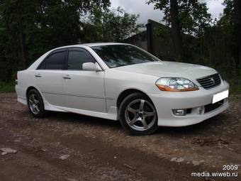 2003 Toyota Mark II Pictures