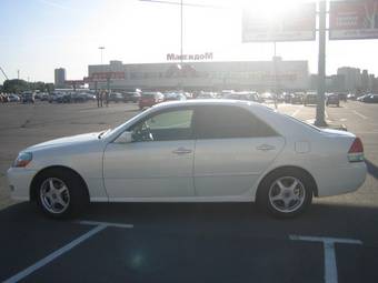 2003 Toyota Mark II Photos