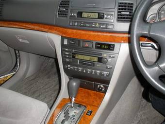 2003 Toyota Mark II Pictures