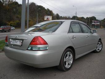 2003 Toyota Mark II Photos