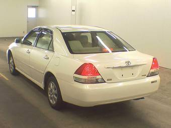 2003 Toyota Mark II Pictures