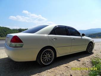 2003 Toyota Mark II Photos