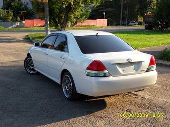 2003 Toyota Mark II Photos