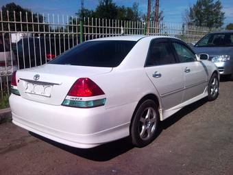 2003 Toyota Mark II Photos