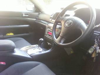 2003 Toyota Mark II Pictures